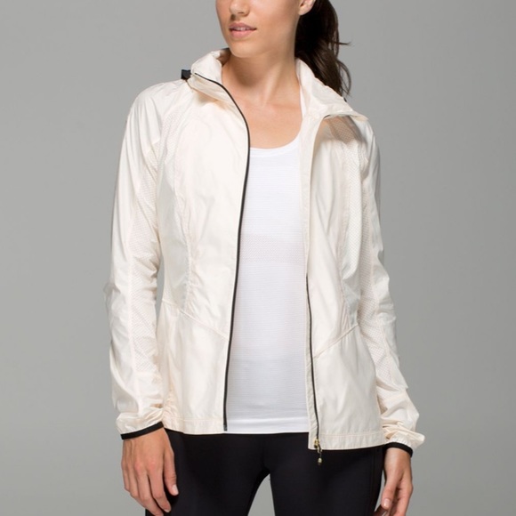 Lululemon Back Pack It Jacket